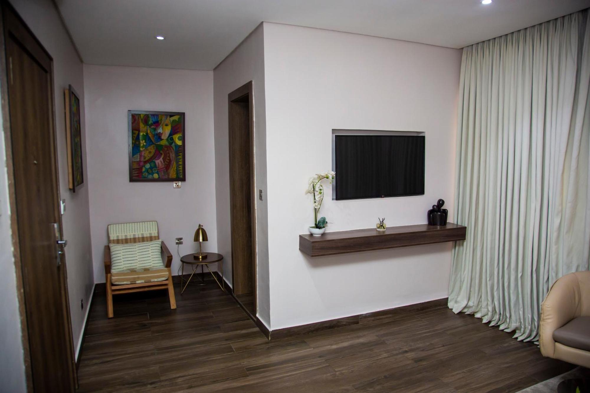 เดอะ ไวท์ ออร์คิด โฮเต็ล Hotel ลากอส ภายนอก รูปภาพ