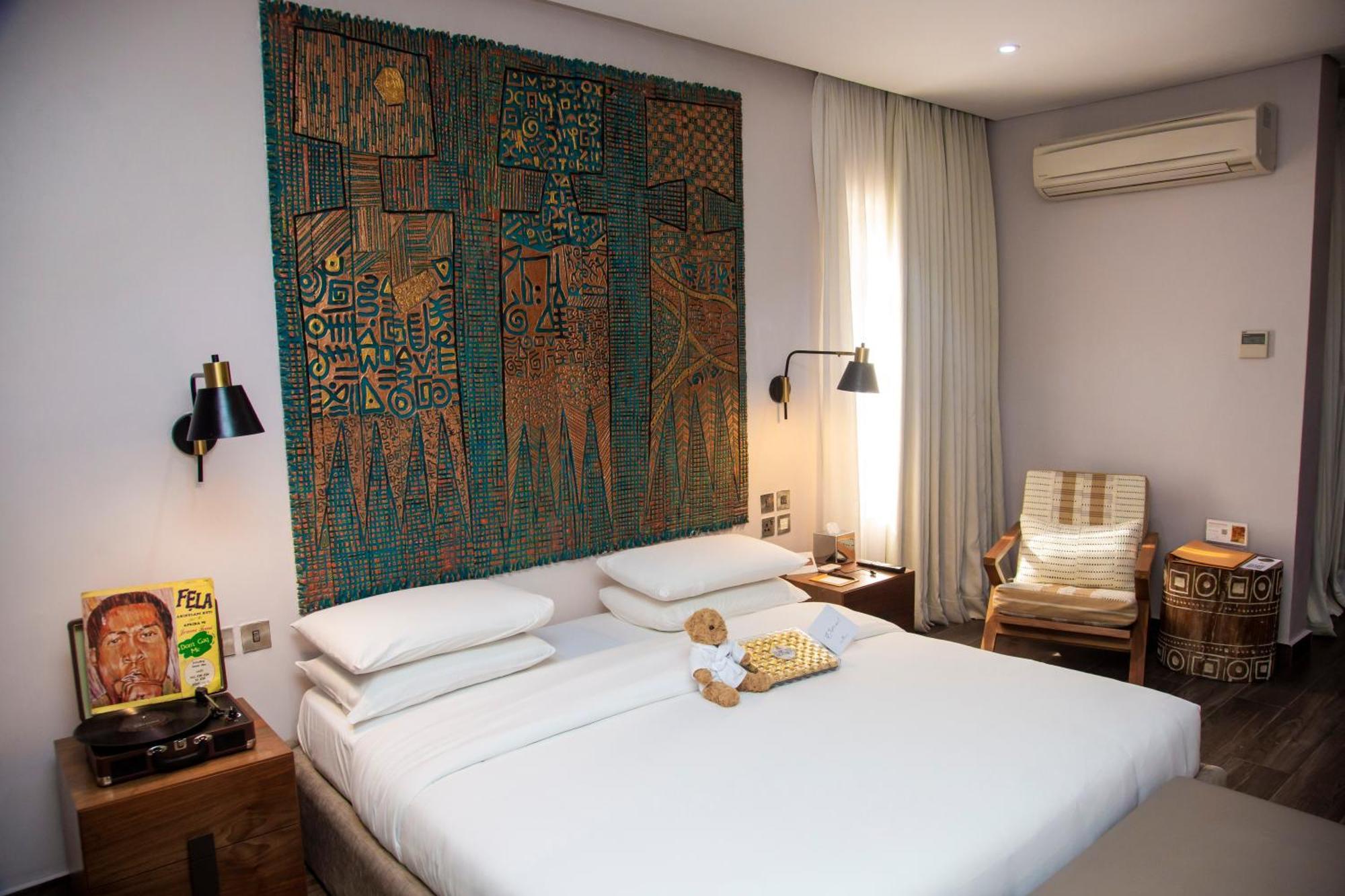 เดอะ ไวท์ ออร์คิด โฮเต็ล Hotel ลากอส ภายนอก รูปภาพ