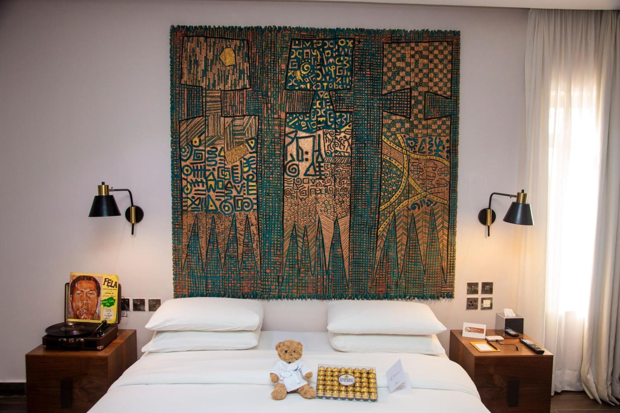 เดอะ ไวท์ ออร์คิด โฮเต็ล Hotel ลากอส ภายนอก รูปภาพ